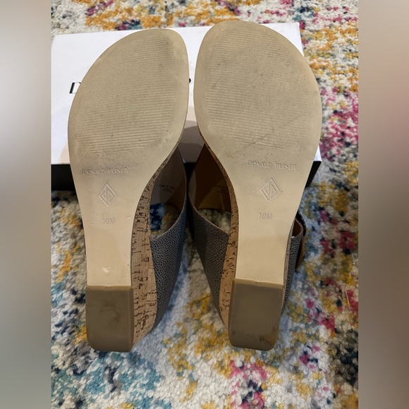 Donar Pliner “Olita Sandals”, Size 10, worn once, light bronze color, - Picture 5 of 7